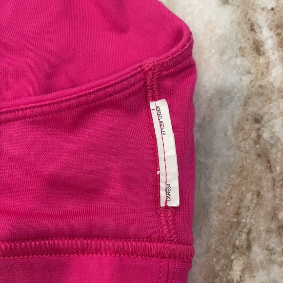 Under Armour Bra - Picture 7 of 13